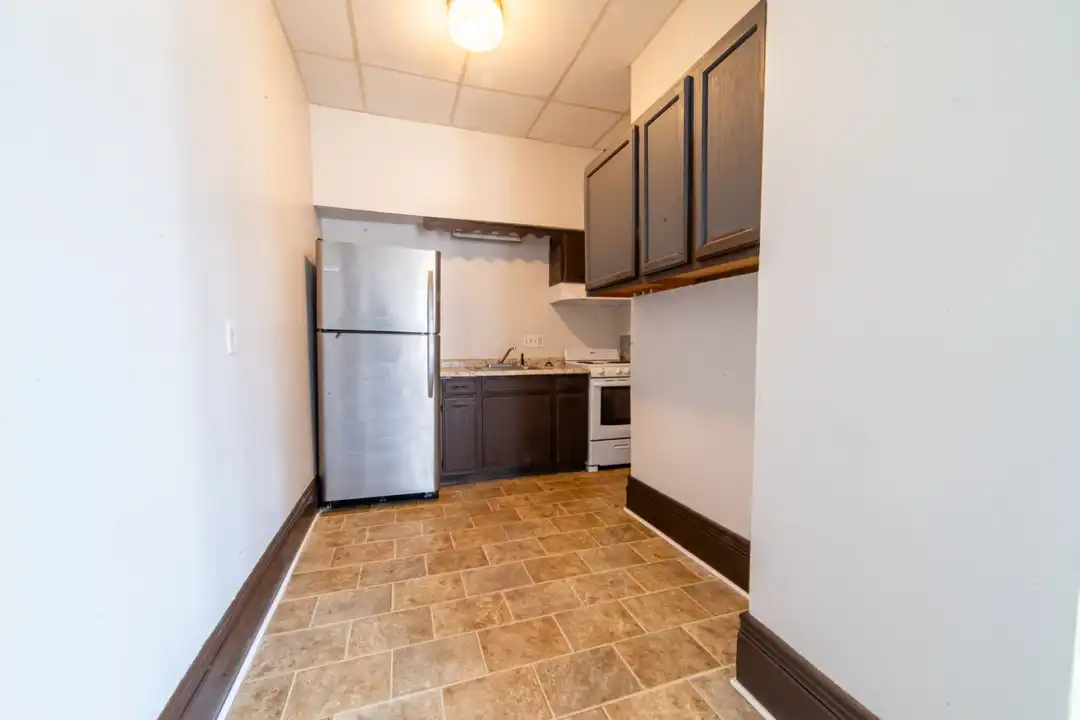 125 W Commerce St unit Unit 2 - View 2