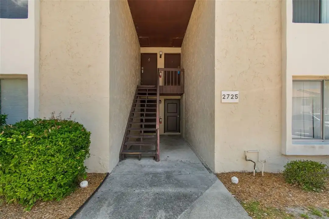 2725 Hidden Lake Blvd #C - View 3
