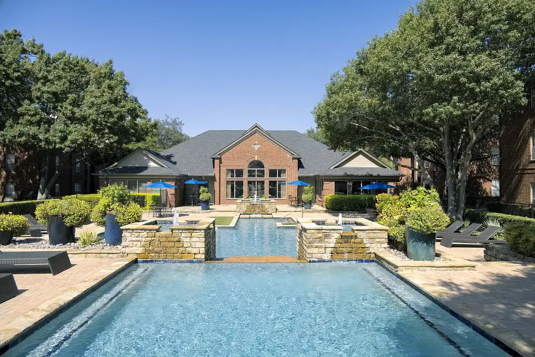 17200 Westgrove Dr Addison Tx 75001