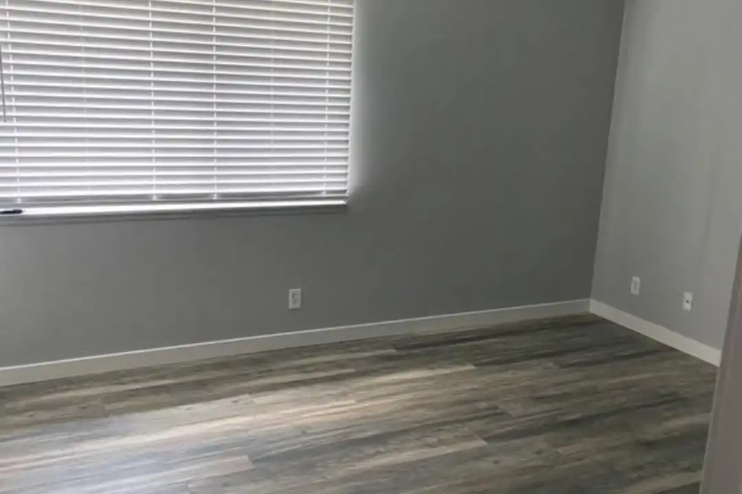 2729 W Yale Ave unit B - More