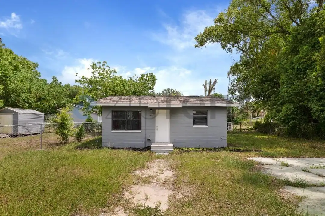 1715 Martin Luther King Jr Blvd – photo 1 of 15