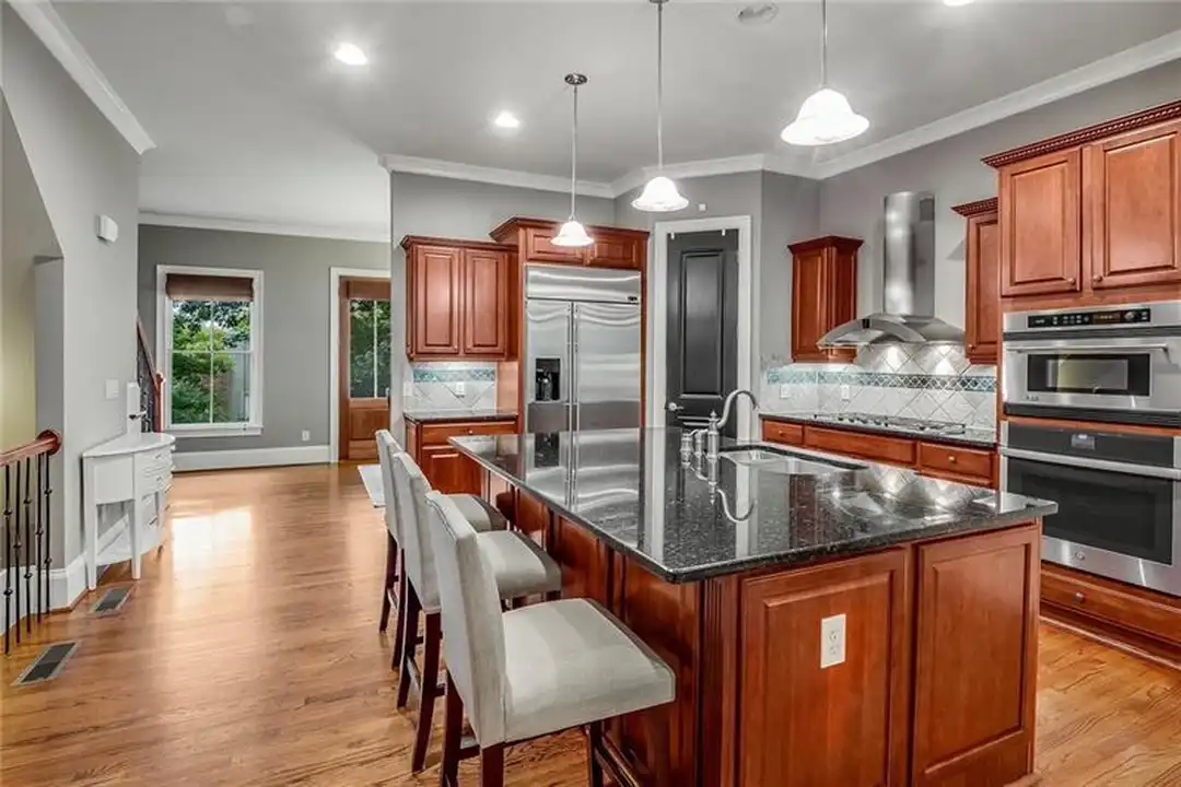 1219 Mecaslin St NW unit 6 - View 3