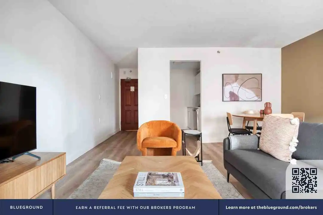 270 Babcock Street - View 4