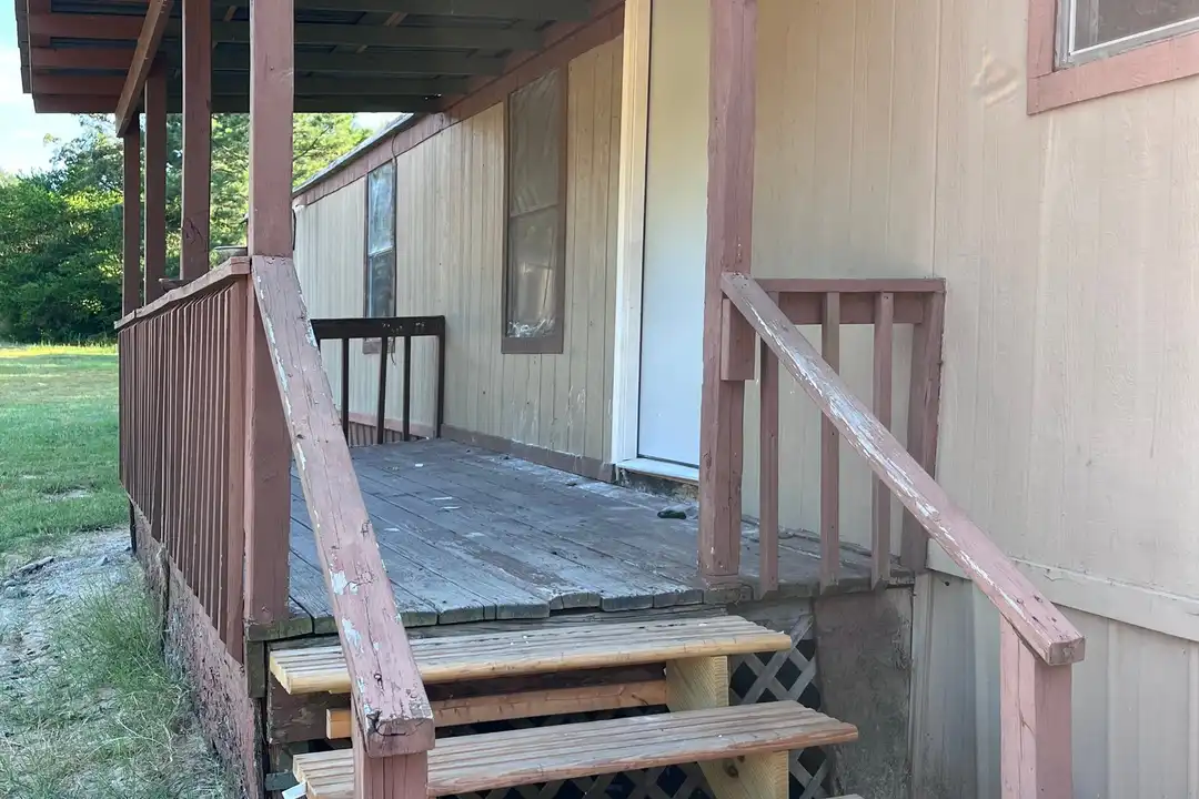 5054 County Rd – photo 1 of 10