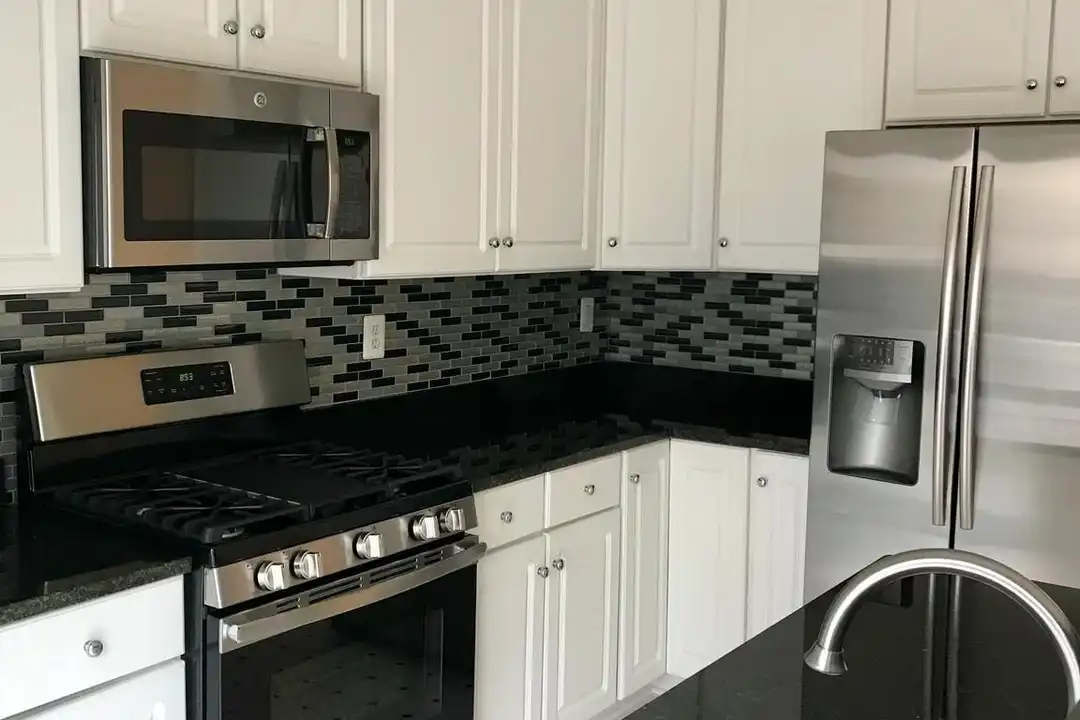8904 Ashgrove House Ln - View 4
