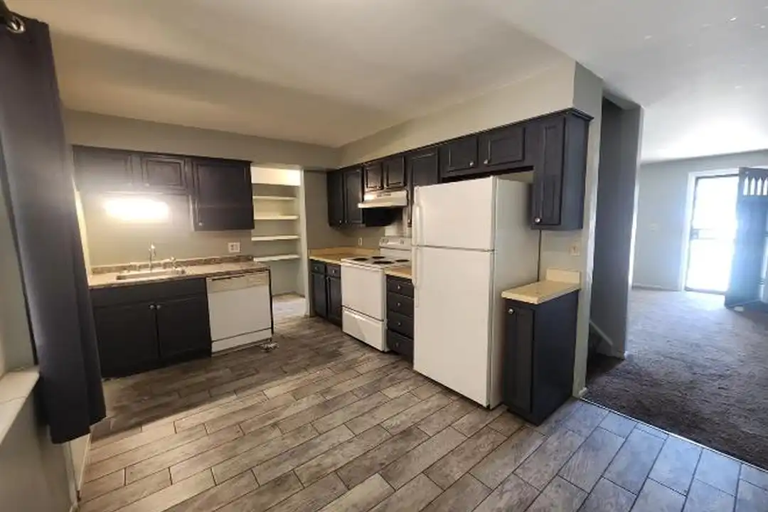 721 Fraser St - View 6