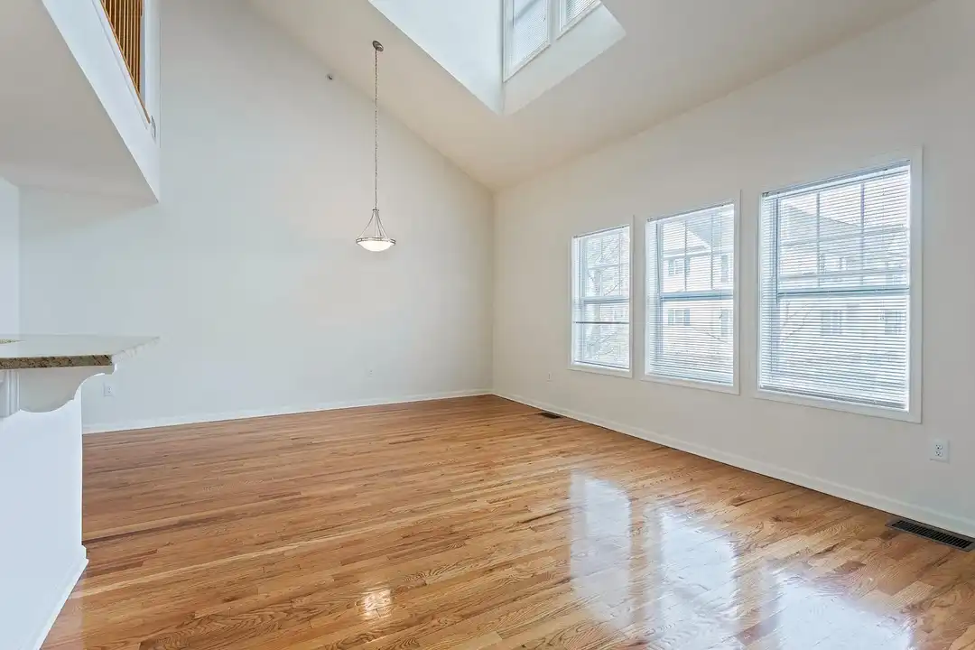 Springfield Gardens – photo 1 of 28