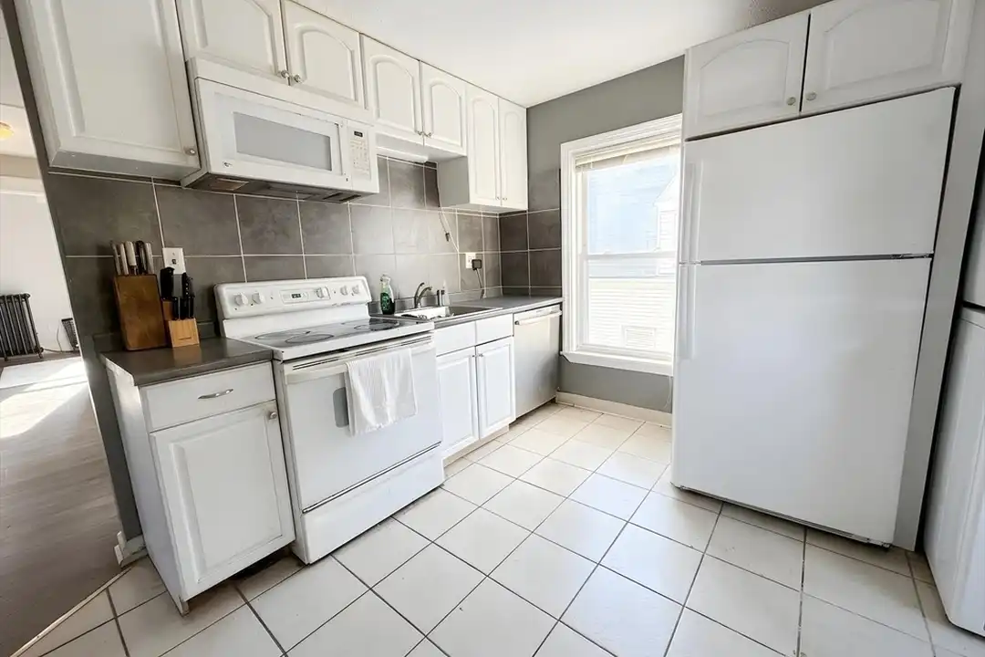 5 Sorrento St unit 2 - View 5