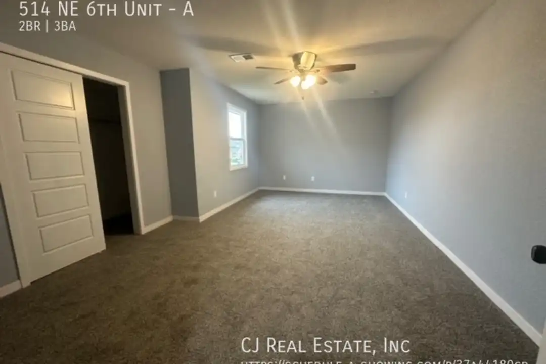 514 NE 6th St - View 6