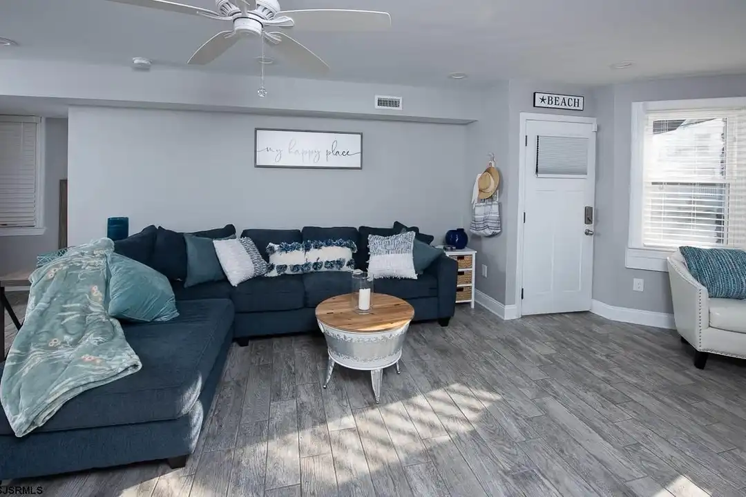 109 N Washington Ave #A - View 6