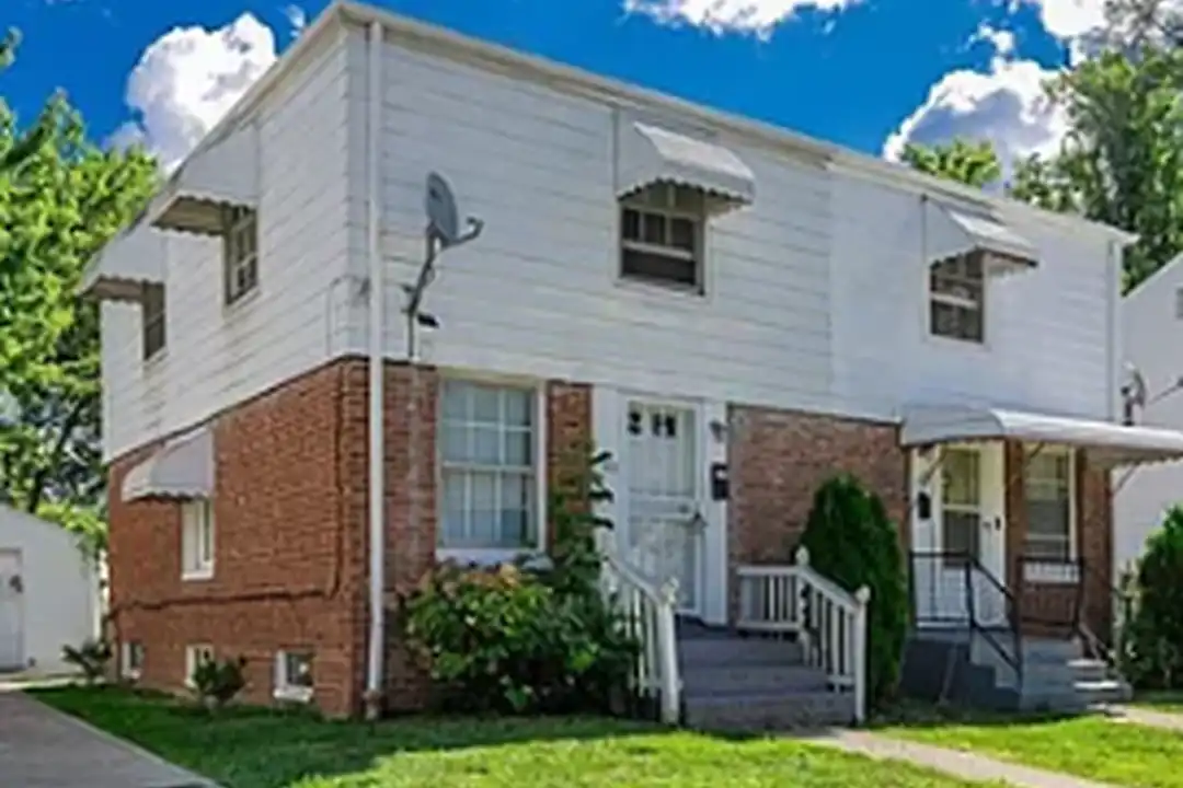1523 Babbitt Rd – photo 1