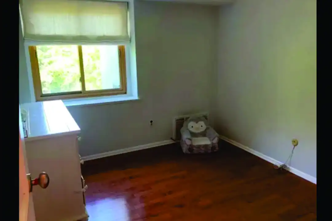 12 Dougherty Blvd - View 3