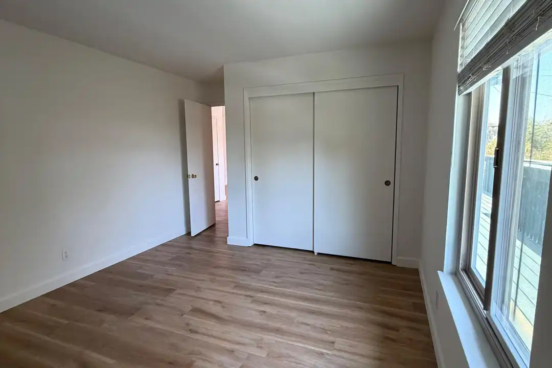 713 Frederick St - View 5