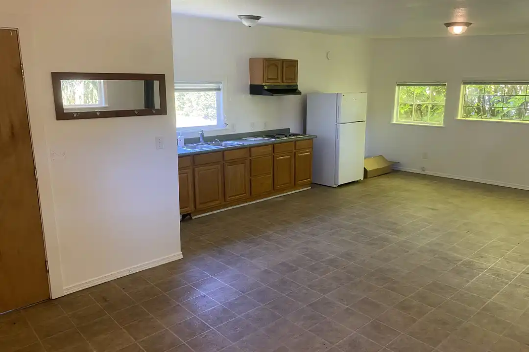 1322 S Montesano St unit 2ADU - View 4