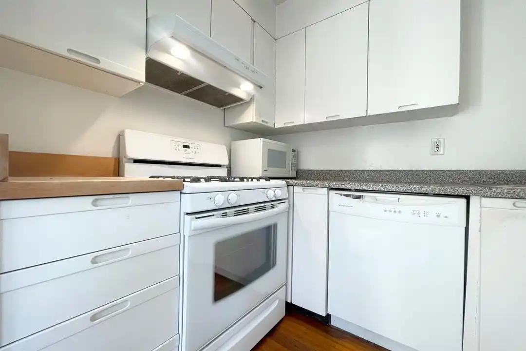 1343 Sacramento St unit 1343 Sacramento Street #3 - More