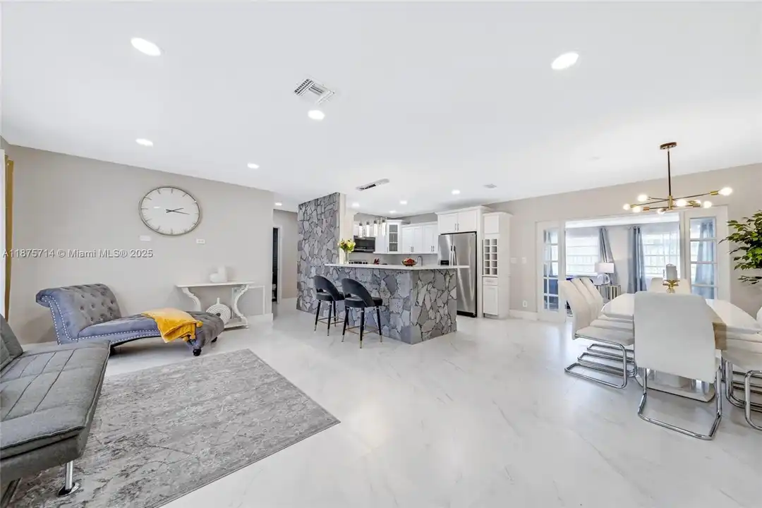 241 Oceanic Ave - View 2