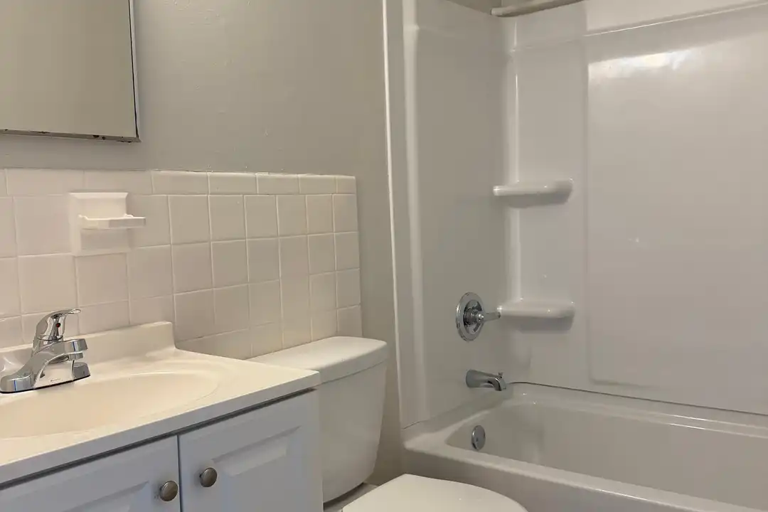 2412 Azalea Garden Rd unit 105 - View 6