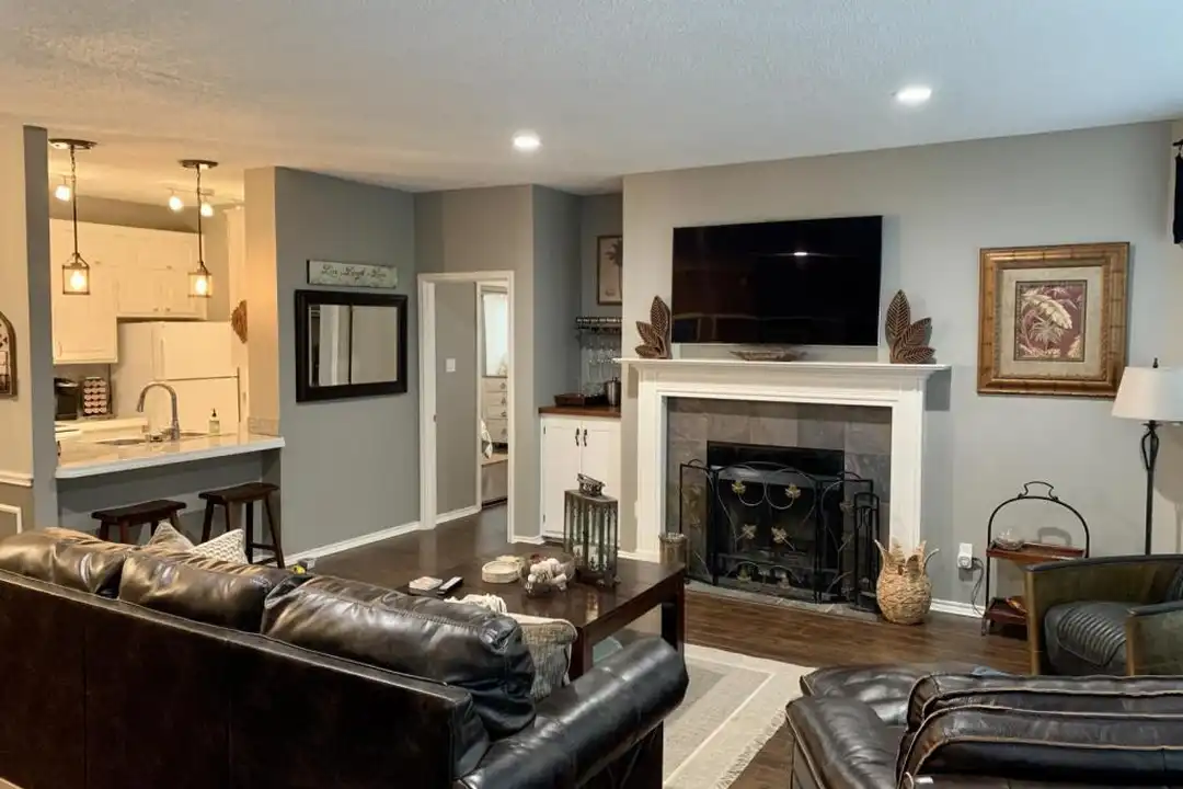 2164 Tanglewood Blvd - View 5