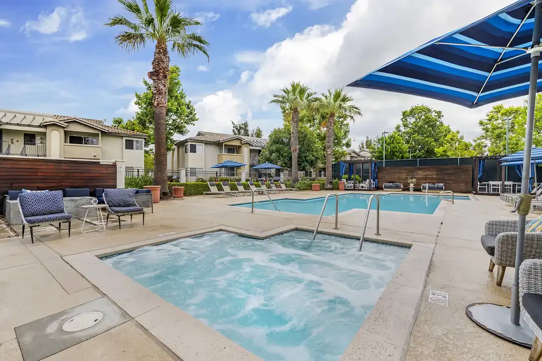 Apartment in Chino Hills - View 4