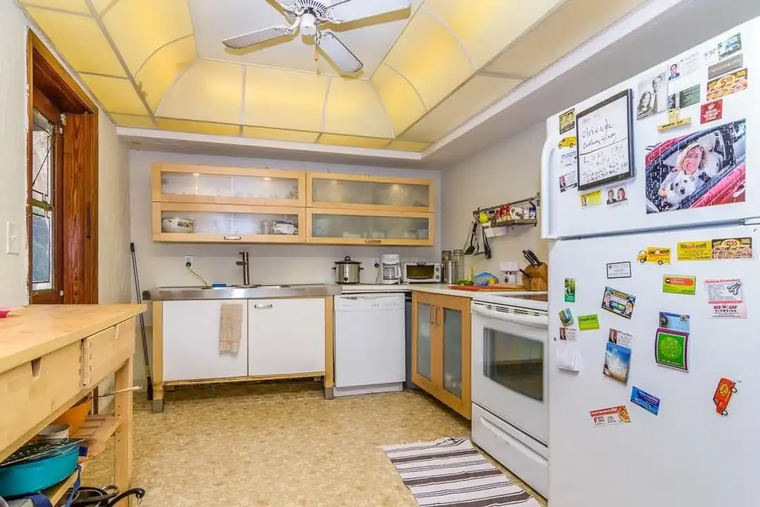 3136 W Euclid Ave – pohled 5