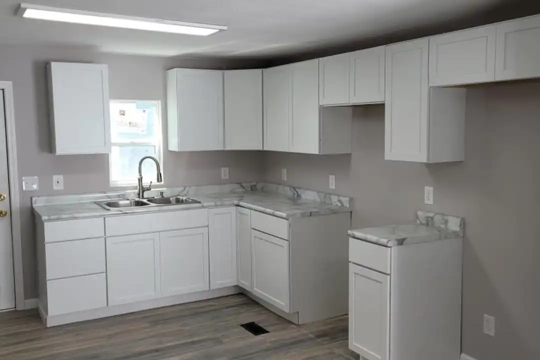 804 Westbourne Ave – photo 1 of 9
