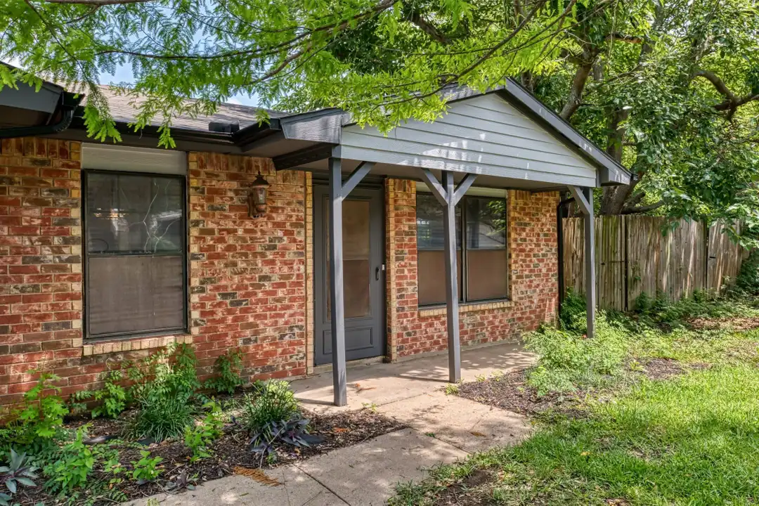447 Vincent St - View 5