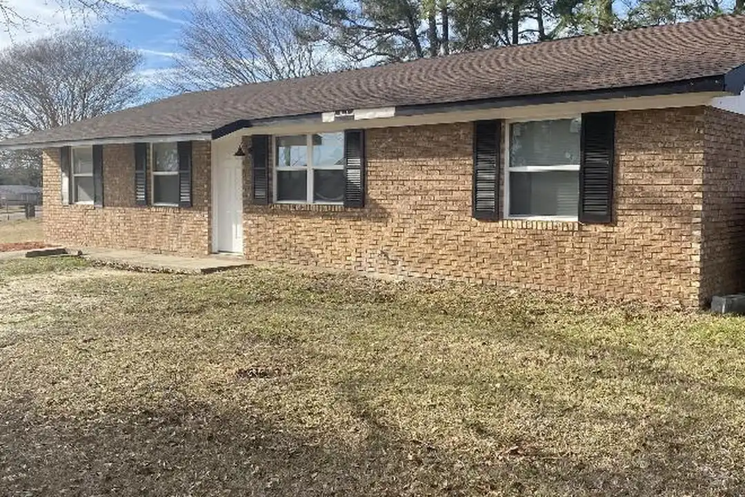 2401 Boykin Rd – photo 1 of 11