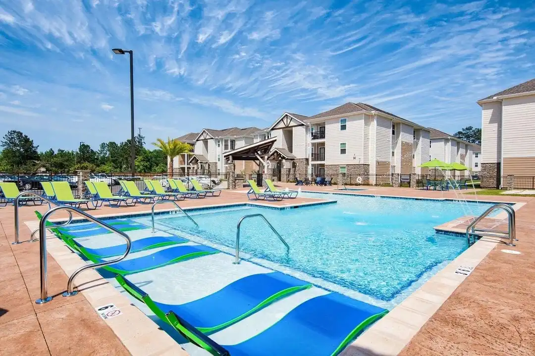 2400 N Morrison Blvd - View 3