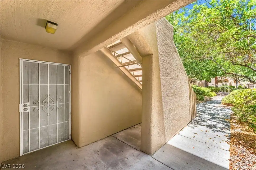 1901 Rio Canyon Ct #102 - View 3