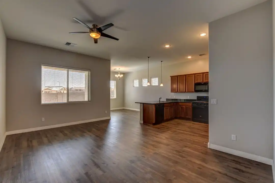 6457 E Endicott Way - View 4