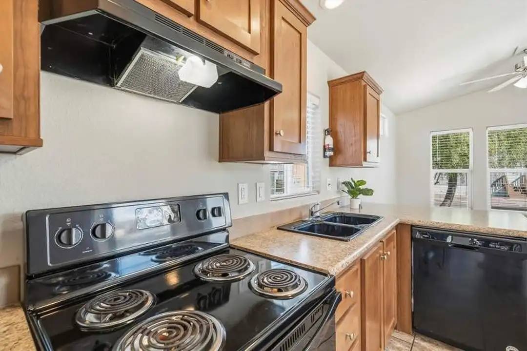 3431 N Flowing Wells Rd #46 - View 4