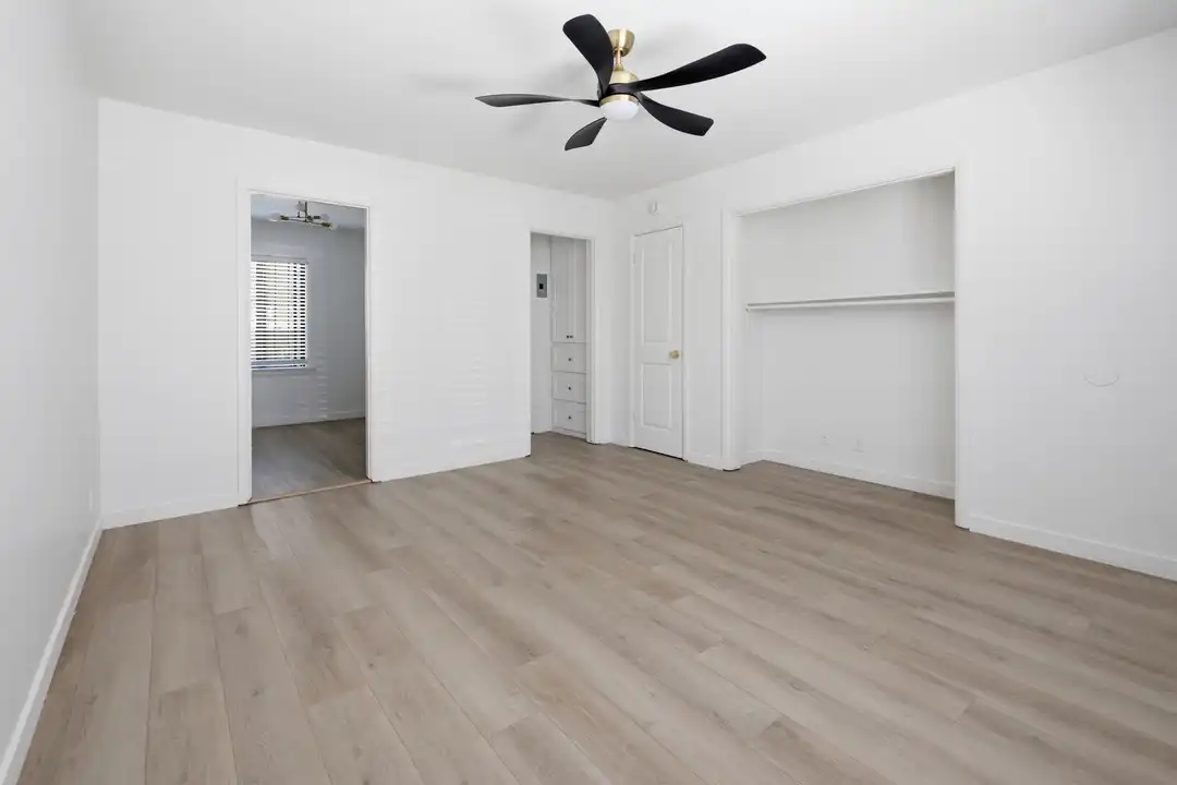 717 E Medio St unit 8 - More