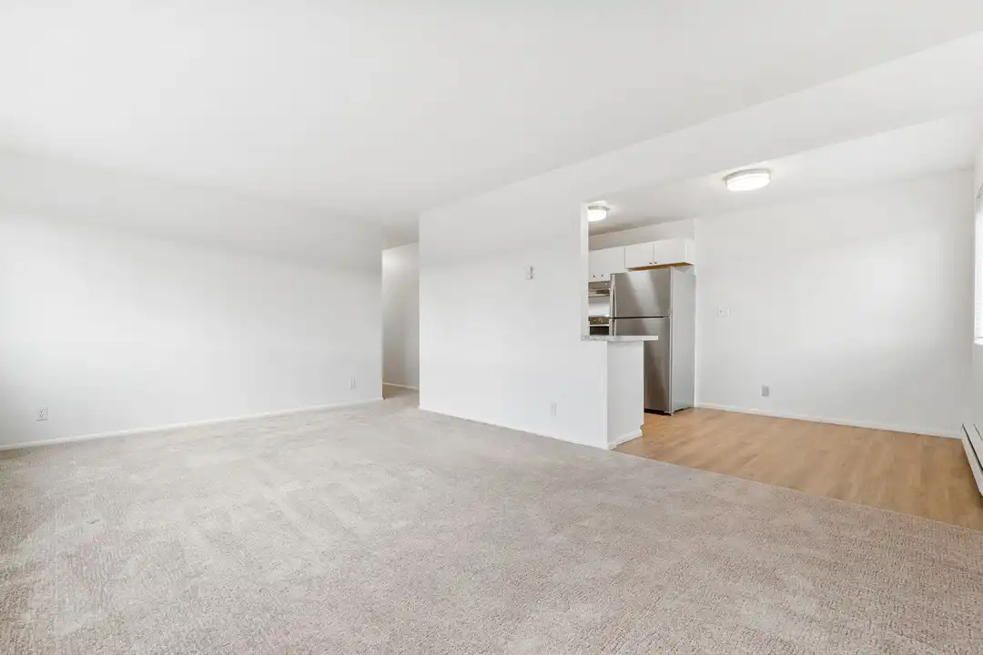 5502 29th Ave NE unit 1 – pohled 2