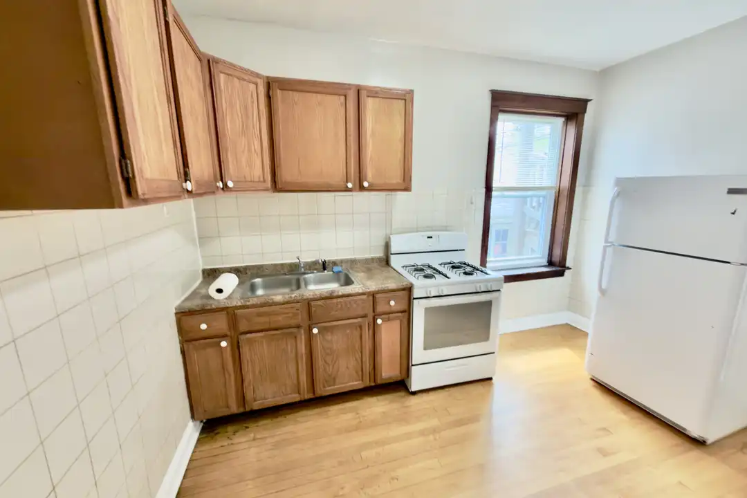 3239 W Cullom Ave unit 1 - View 4
