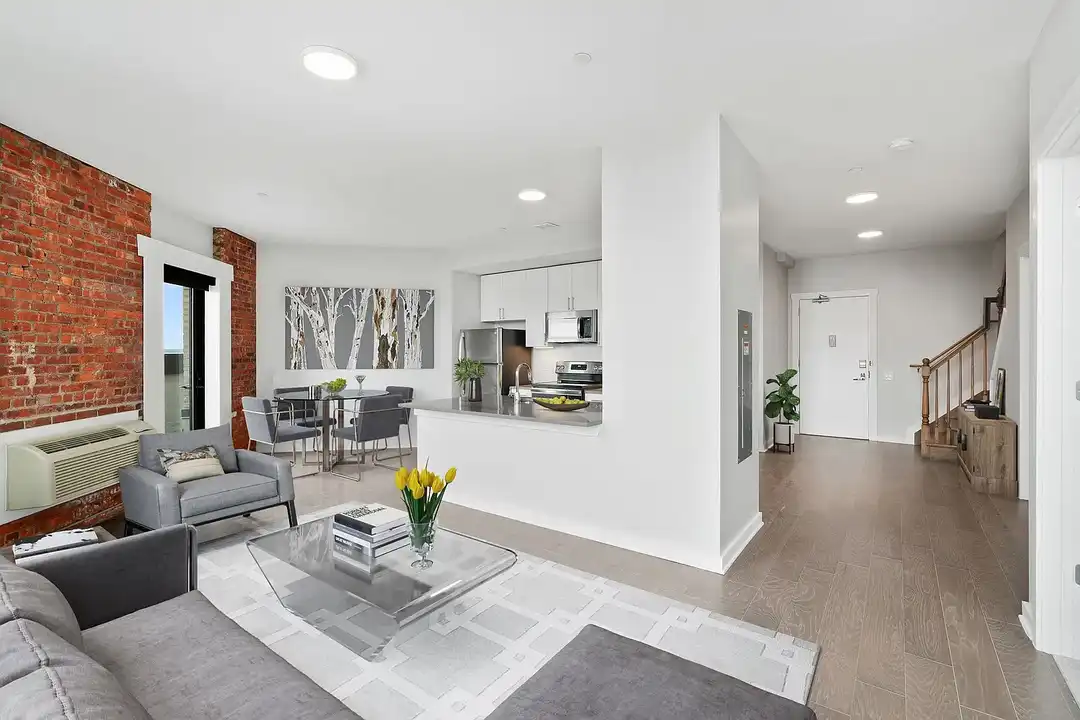 210 Main - 210 Main St - Hackensack, NJ | Rent.