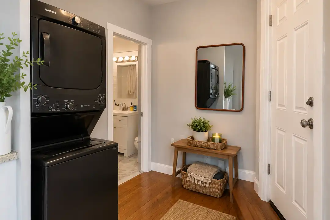 Apartment in Madison - View 4