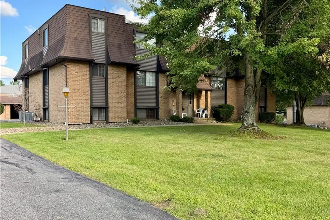 6365 Catawba Dr unit 2 – photo 1 of 19