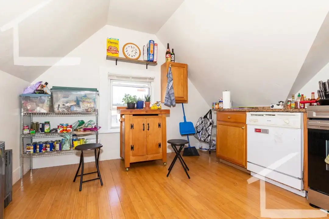 8 Greylock Rd – pohled 4