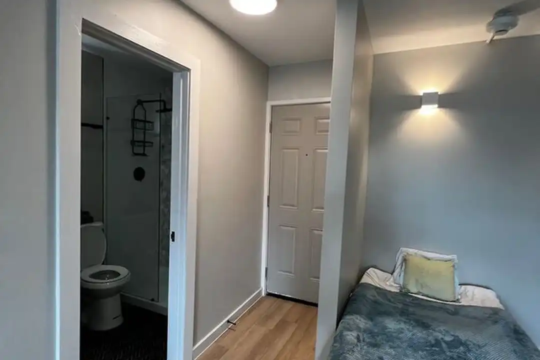 1030 Poplar Ave unit 1 – pohled 6
