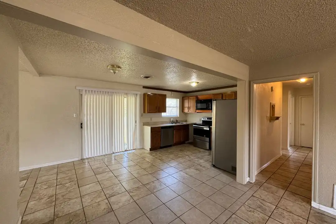 3203 Zephyr Rd - View 4
