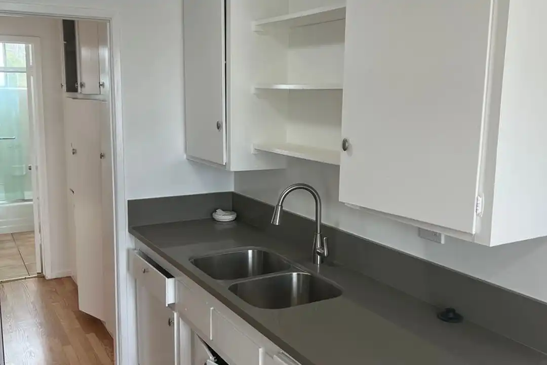 323 Marine St unit 09 - View 5