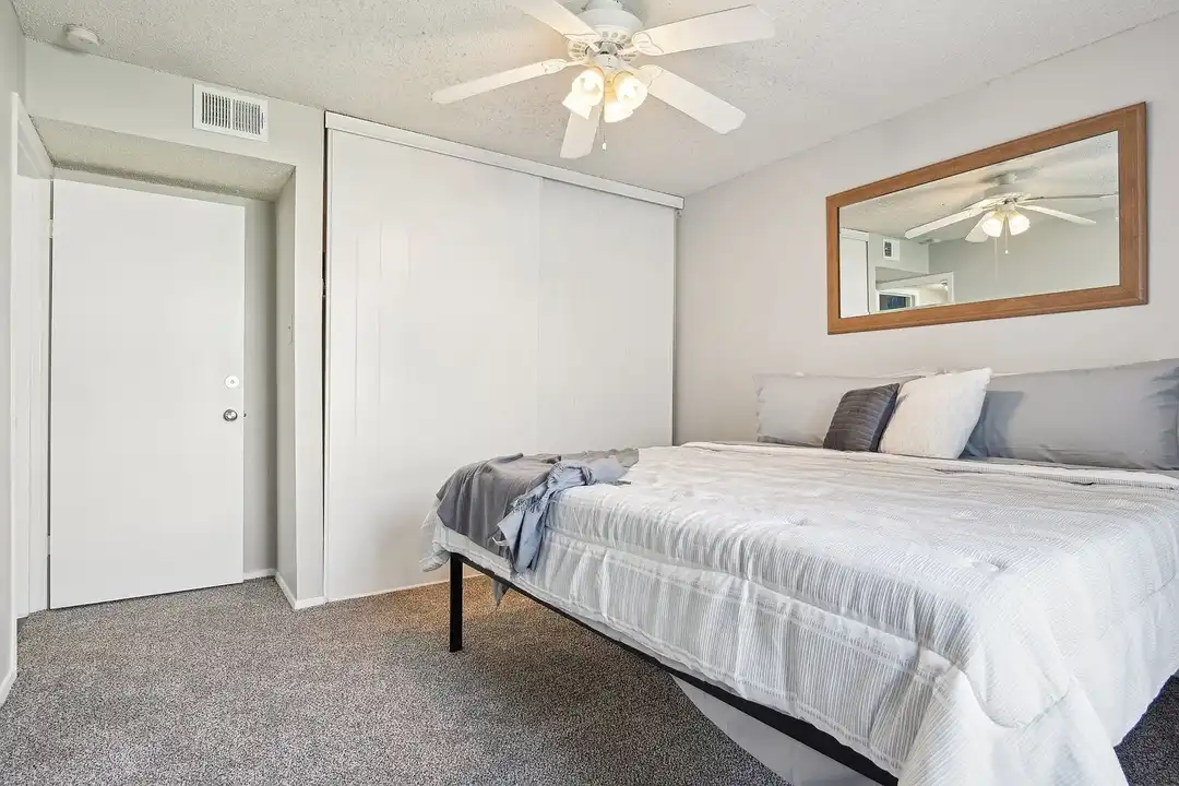 Abbey Glenn Apartments – photo 1