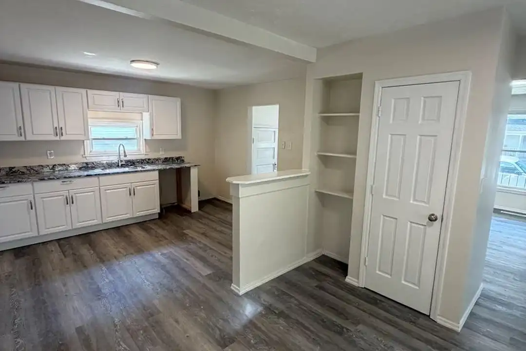 1791 Edwards Ave – photo 1