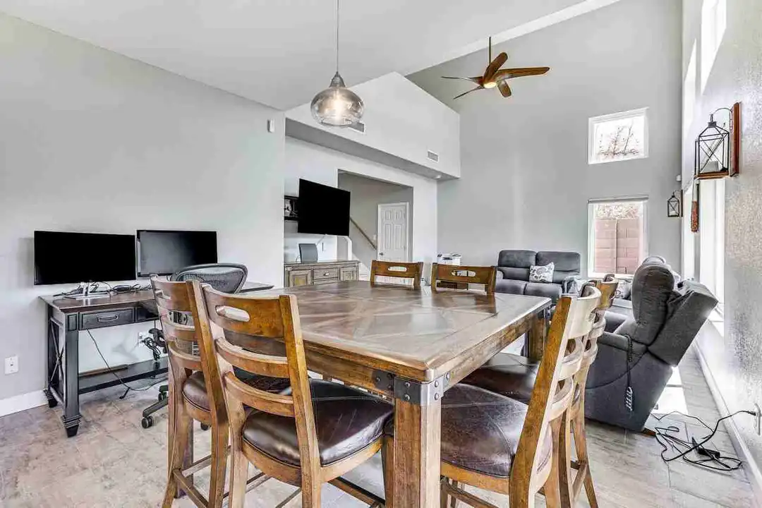 3043 E Fremont Rd unit 1546371P - View 4