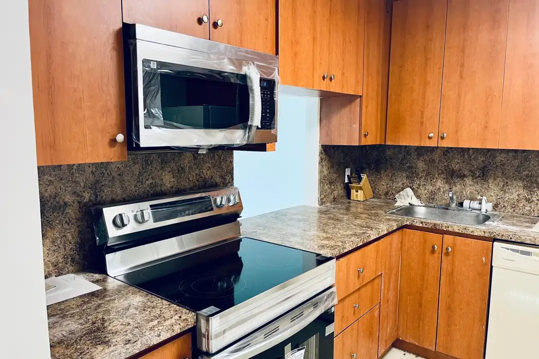 1801 S Ocean Dr unit 633 - View 5