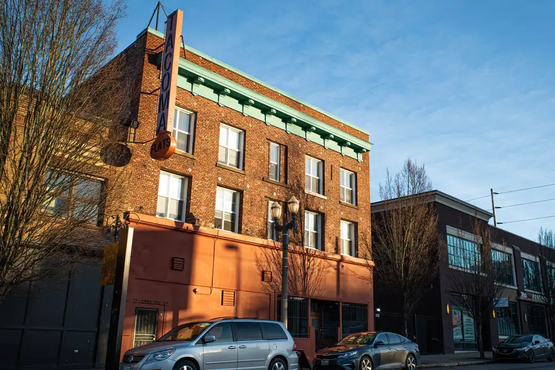 Apartment in Tacoma - View 5