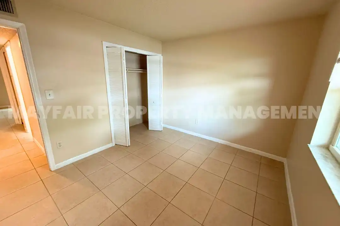 2220 NW 59th Ave unit 26 - More