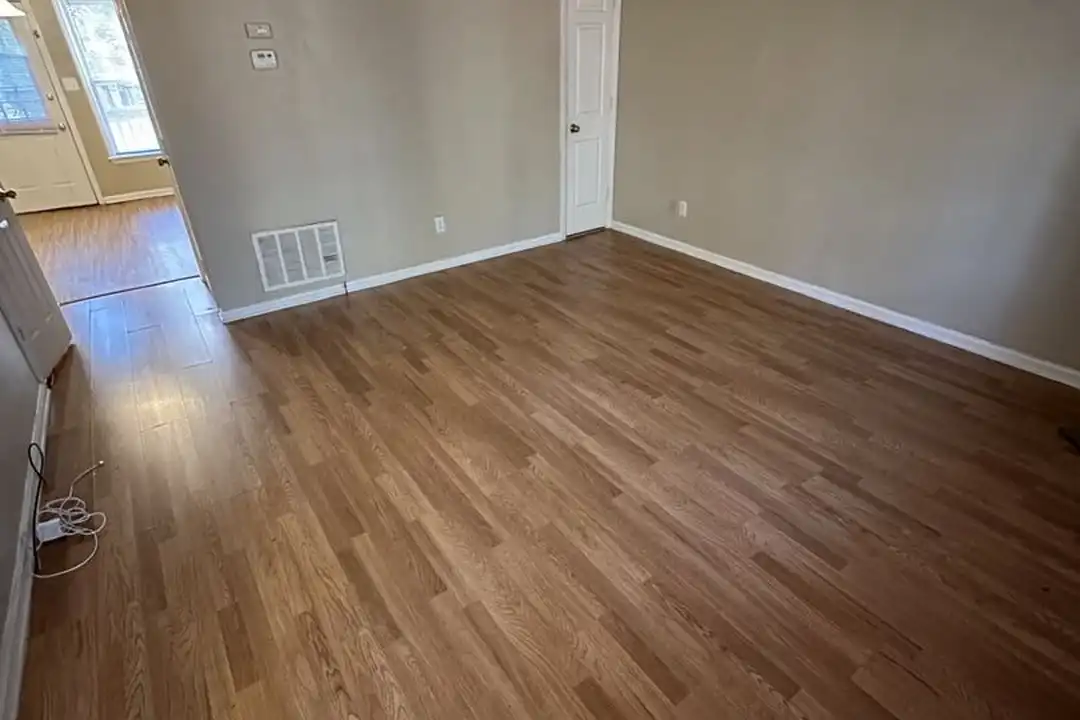 925 Hearthridge Ct unit B – pohled 2