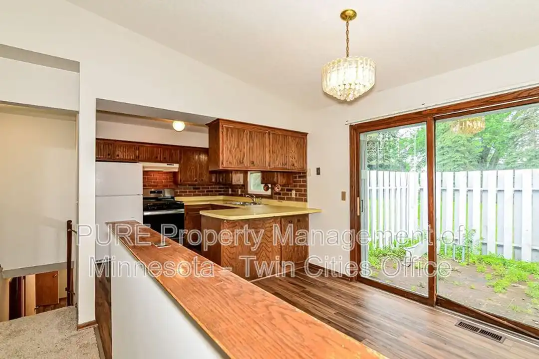 7441 Major Ave N - View 4