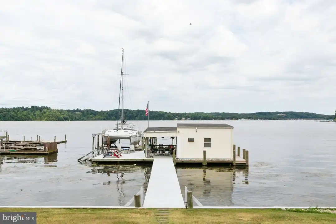 36 Shore Dr #BOATHOUSE – photo 1 of 24